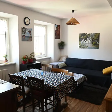 Un étage Entier Dans Maison Hinsbourg