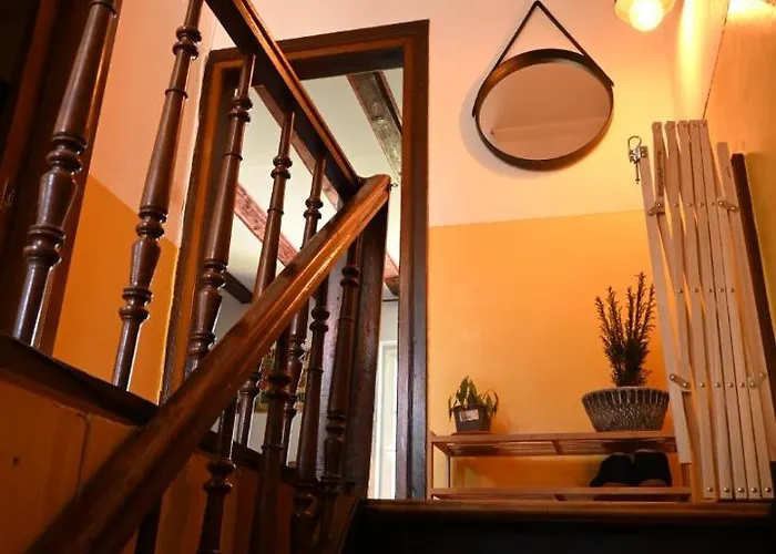 Un étage Entier Dans Maison Appartement *