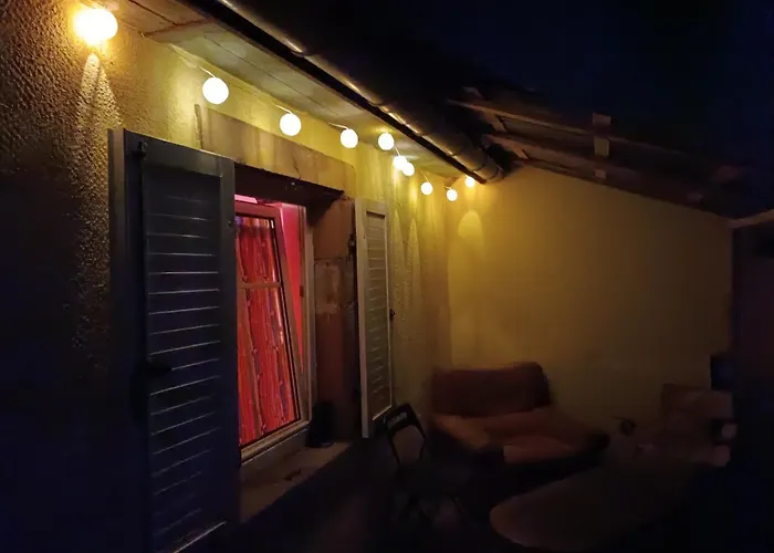 Appartement Un étage Entier Dans Maison *