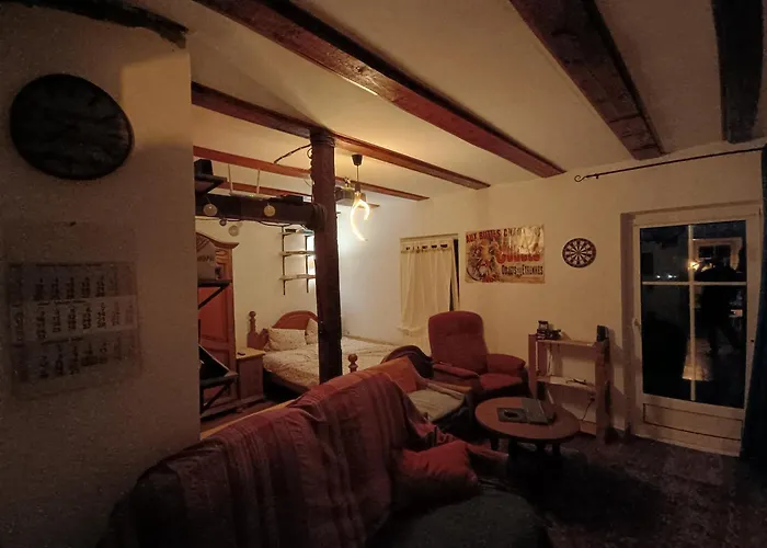 Un étage Entier Dans Maison Appartement *